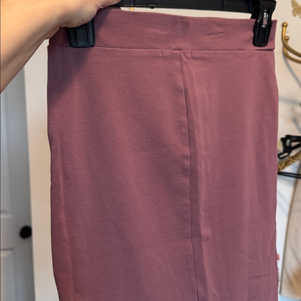 Elegant Dark Purple Mauve Women's Pencil Skirt - Picture 3 of 5